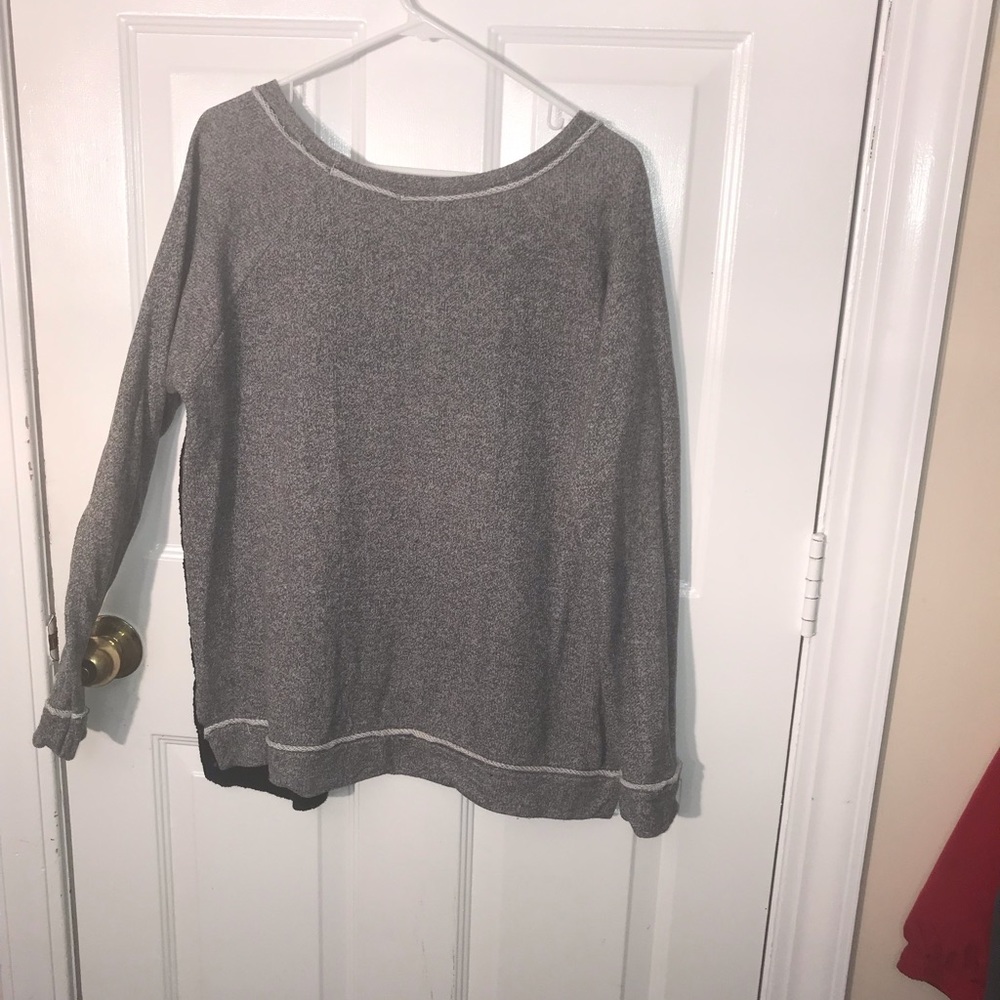 Sweater - Picture 5 of 6